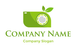 Eco-friendly icon of a green camera with a leaf symbolizing sustainable photography.